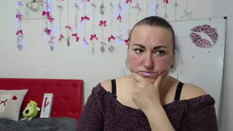 Snapshot of dianamgg chatting on 04/20/26, 05:43 Diana online show from 04/20/26, 05:43