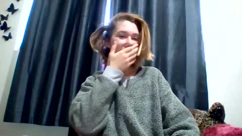 Snapshot of dianarussell864 chatting on 09/24/25, 11:13 dianarussell864 online show from 09/24/25, 11:13