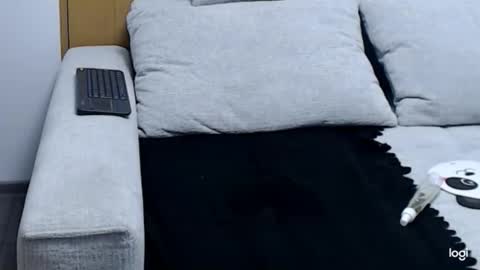 dianasmiey7 online show from 12/03/25, 09:40