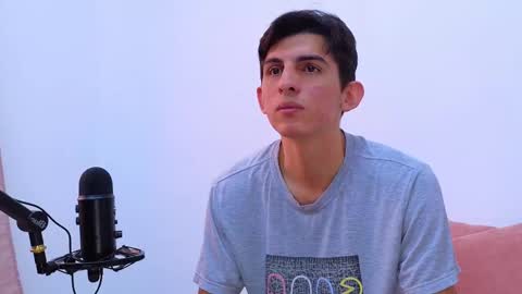 Ana  Leo online show from 02/17/25, 12:27