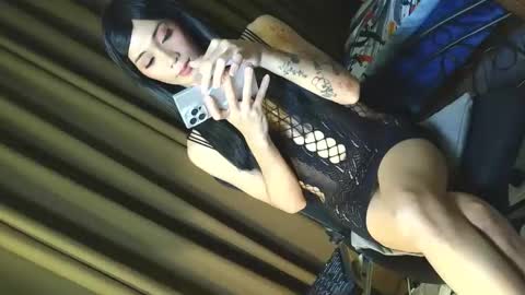 diane270220 online show from 09/27/25, 06:46