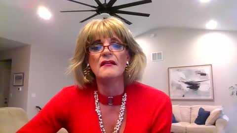 Snapshot of dianeheels chatting on 01/20/25, 02:46 dianeheels online show from 01/20/25, 02:46
