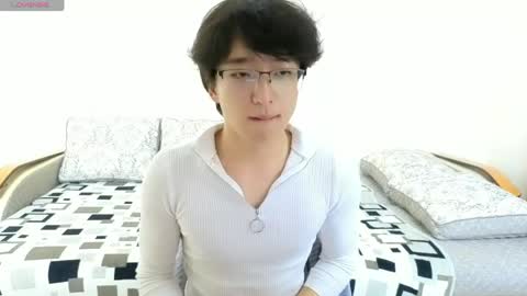 Snapshot of dianinav chatting on 04/23/26, 03:58 Adam online show from 04/23/26, 03:58
