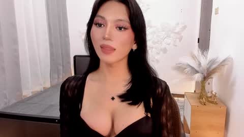 Snapshot of dianna_foxy chatting on 12/22/24, 07:44 Kianna online show from 12/22/24, 07:44