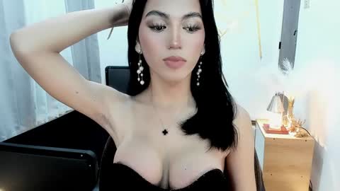 Snapshot of dianna_foxy chatting on 02/01/25, 03:19 Kianna online show from 02/01/25, 03:19