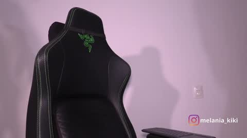 Melania   -    online show from 12/19/24, 04:13