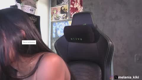 Melania   -    online show from 10/06/25, 08:39