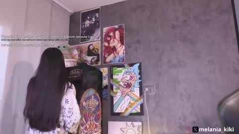 Melania   -    online show from 10/27/25, 10:36