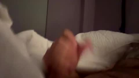 Snapshot of dibbs25548459 chatting on 10/29/25, 02:47 dibbs25548459 online show from 10/29/25, 02:47