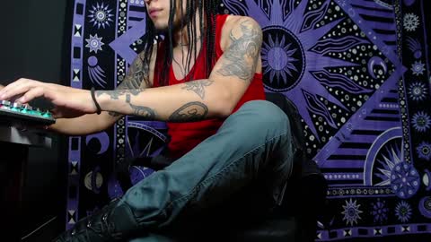 Snapshot of dicaprioo_ chatting on 01/09/25, 09:47 DICAPRIO online show from 01/09/25, 09:47