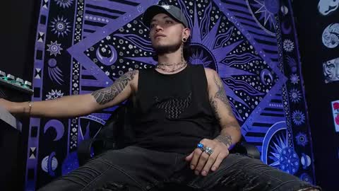 Snapshot of dicaprioo_ chatting on 02/10/25, 09:36 DICAPRIO online show from 02/10/25, 09:36