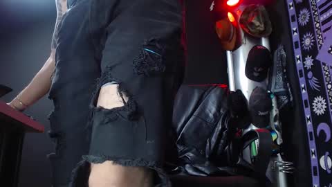 Snapshot of dicaprioo_ chatting on 03/07/25, 06:54 DICAPRIO online show from 03/07/25, 06:54