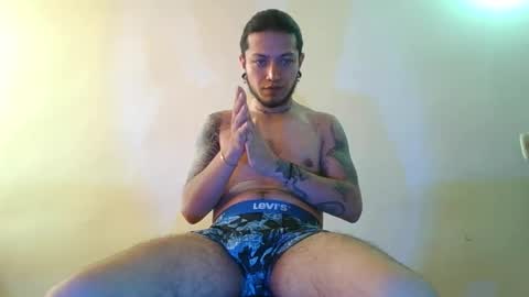 Snapshot of dicaprioo_ chatting on 03/06/26, 08:27 DICAPRIO online show from 03/06/26, 08:27