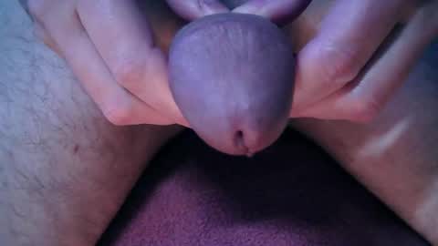 Snapshot of dick_playy chatting on 10/13/25, 02:50 dick_playy online show from 10/13/25, 02:50