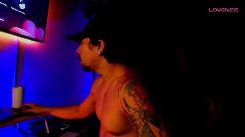 Snapshot of dickdamian_ chatting on 05/12/26, 06:27 Damin online show from 05/12/26, 06:27