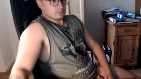 Snapshot of dickeeier96 chatting on 07/14/26, 07:46 dickeeier96 online show from 07/14/26, 07:46