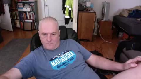 Snapshot of dickflasher5 chatting on 12/19/24, 07:18 Richard Fleischer online show from 12/19/24, 07:18