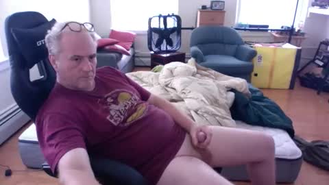 Snapshot of dickflasher5 chatting on 09/09/25, 06:18 Richard Fleischer online show from 09/09/25, 06:18