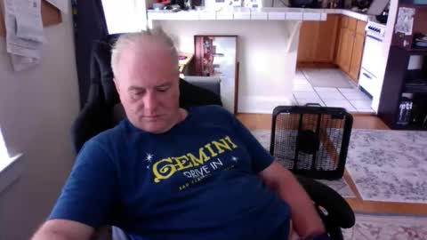 Snapshot of dickflasher5 chatting on 06/05/26, 03:18 Richard Fleischer online show from 06/05/26, 03:18