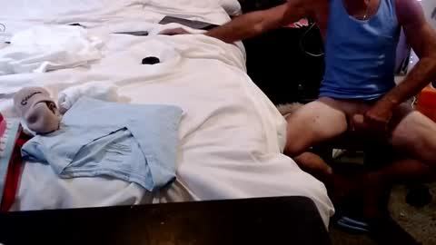 Snapshot of dickgiggler chatting on 04/21/26, 05:25 Sparkx online show from 04/21/26, 05:25