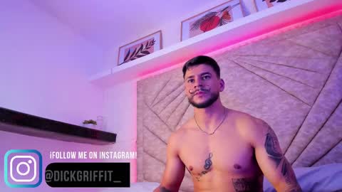 Snapshot of dickgriffith chatting on 02/19/25, 03:16 Dick Griffith online show from 02/19/25, 03:16