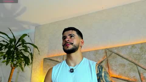 Snapshot of dickgriffith chatting on 09/09/25, 12:37 Dick Griffith online show from 09/09/25, 12:37