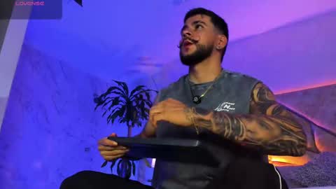 Snapshot of dickgriffith chatting on 10/04/25, 12:47 Dick Griffith online show from 10/04/25, 12:47