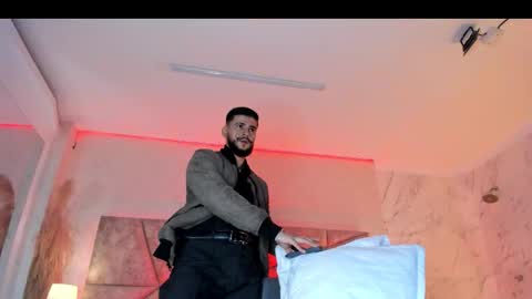 Snapshot of dickgriffith chatting on 01/18/26, 12:20 Dick Griffith online show from 01/18/26, 12:20