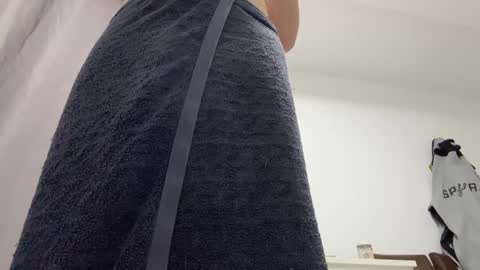 Snapshot of dickjulian chatting on 01/10/25, 02:25 Im Julian  all cum shot videos here    online show from 01/10/25, 02:25