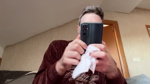 Snapshot of dickjulian chatting on 02/06/25, 11:43 Im Julian  all cum shot videos here    online show from 02/06/25, 11:43