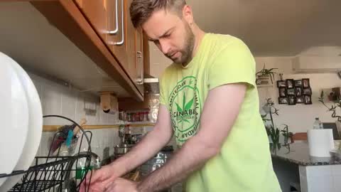 Snapshot of dickjulian chatting on 02/15/25, 01:27 Im Julian  all cum shot videos here    online show from 02/15/25, 01:27