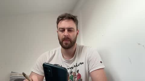 Snapshot of dickjulian chatting on 02/21/25, 02:48 Im Julian  all cum shot videos here    online show from 02/21/25, 02:48