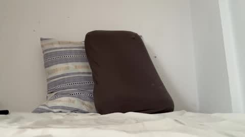 Snapshot of dickjulian chatting on 02/22/25, 04:40 Im Julian  all cum shot videos here    online show from 02/22/25, 04:40