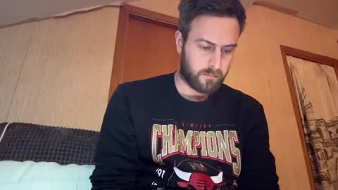 Snapshot of dickjulian chatting on 03/08/25, 07:53 Im Julian  all cum shot videos here    online show from 03/08/25, 07:53