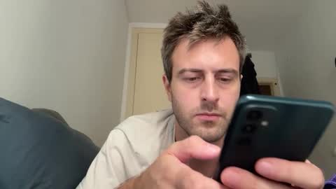 Snapshot of dickjulian chatting on 09/14/25, 03:00 Im Julian  all cum shot videos here    online show from 09/14/25, 03:00