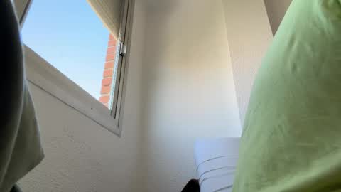 Snapshot of dickjulian chatting on 04/05/26, 10:45 Im Julian all cum shot videos here online show from 04/05/26, 10:45