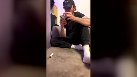 Snapshot of dickparceldick chatting on 05/28/26, 03:59 dickparceldick online show from 05/28/26, 03:59