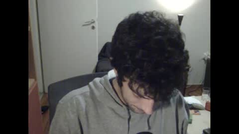 Snapshot of dickus_biggus chatting on 01/12/25, 08:25 dickus_biggus online show from 01/12/25, 08:25