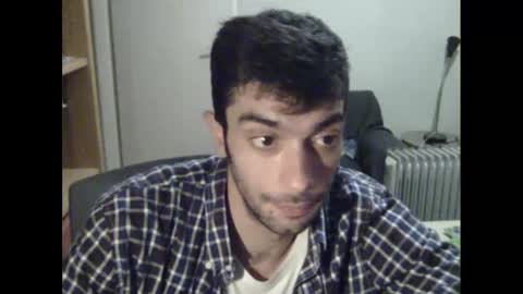 Snapshot of dickus_biggus chatting on 03/05/25, 10:44 dickus_biggus online show from 03/05/25, 10:44