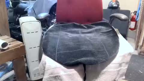 Snapshot of dickwack4u chatting on 03/03/25, 01:10 dickwack4u online show from 03/03/25, 01:10