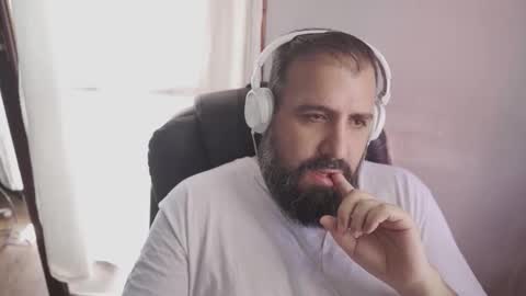 Snapshot of dicristalino chatting on 02/14/26, 01:52 Cristian Dipolino online show from 02/14/26, 01:52