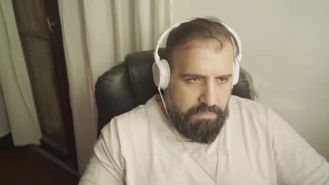 Snapshot of dicristalino chatting on 03/19/26, 10:41 Cristian Dipolino online show from 03/19/26, 10:41