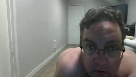 Snapshot of didgeman1984 chatting on 12/19/25, 12:39 Didgeman online show from 12/19/25, 12:39