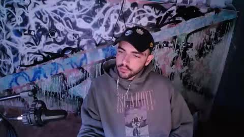 didismurf02 online show from 11/12/25, 02:34