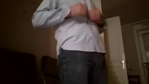 Snapshot of didouille84 chatting on 11/02/25, 12:57 ZokZok online show from 11/02/25, 12:57