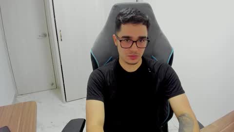 Snapshot of diego_leblanc chatting on 01/09/26, 02:14 diego_leblanc online show from 01/09/26, 02:14