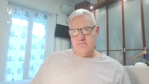 Diego ITA 71 online show from 10/24/25, 06:32