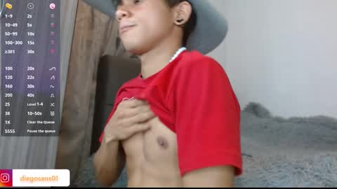 Snapshot of diego_santoro01 chatting on 02/18/25, 06:47 Diego Sanx01 online show from 02/18/25, 06:47