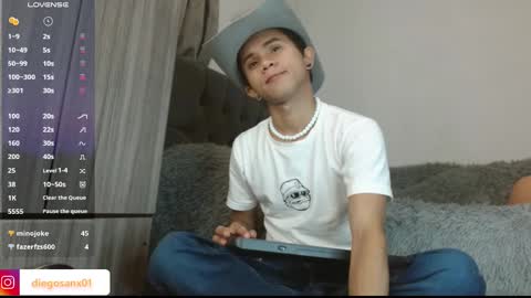 Snapshot of diego_santoro01 chatting on 02/27/25, 11:26 Diego Sanx01 online show from 02/27/25, 11:26