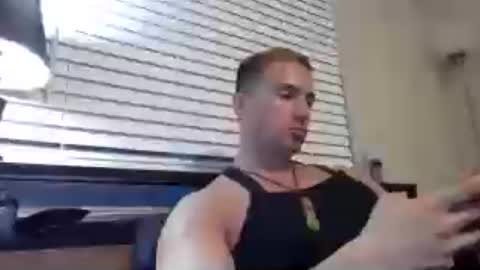 Snapshot of diegodavids chatting on 07/25/26, 03:04 diegodavids online show from 07/25/26, 03:04